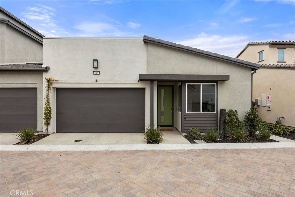 748 Sunrise Road