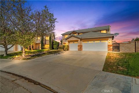 Photo of 2111 Janet Dr Dr, Lancaster, CA 93536 (MLS # SR26063999)