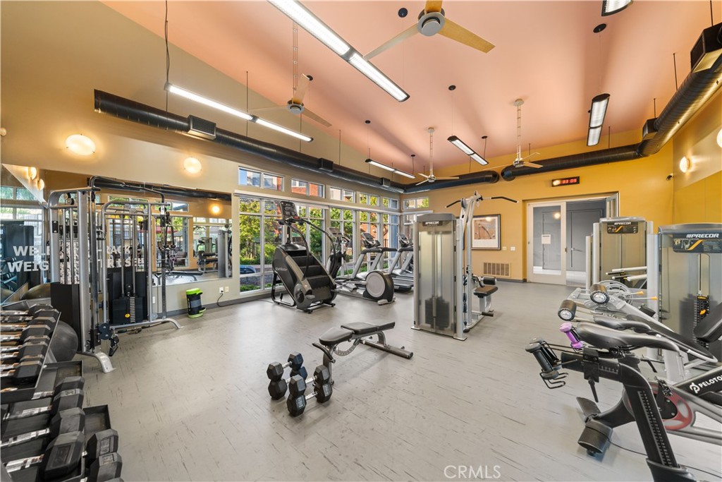 9 Compass Court
