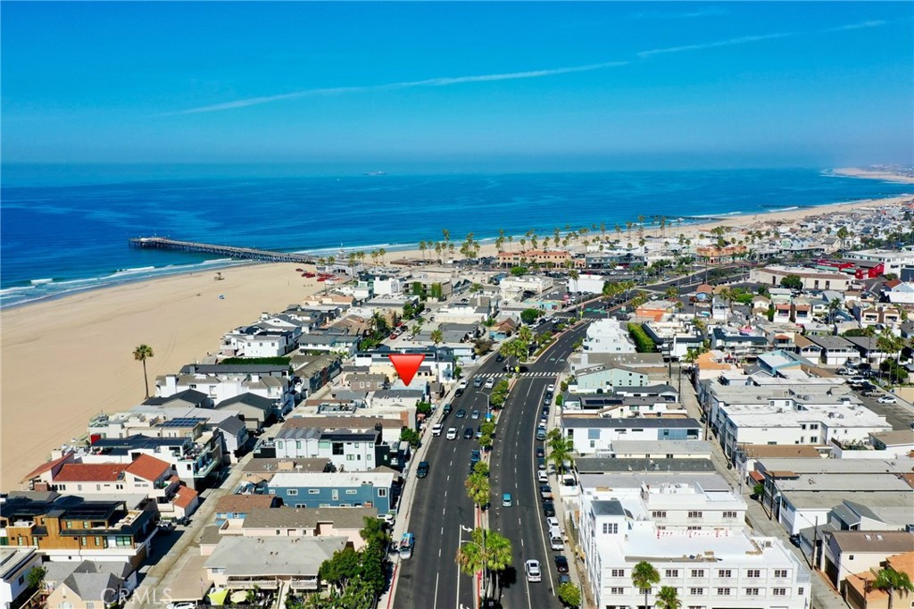 1825 W Balboa Boulevard