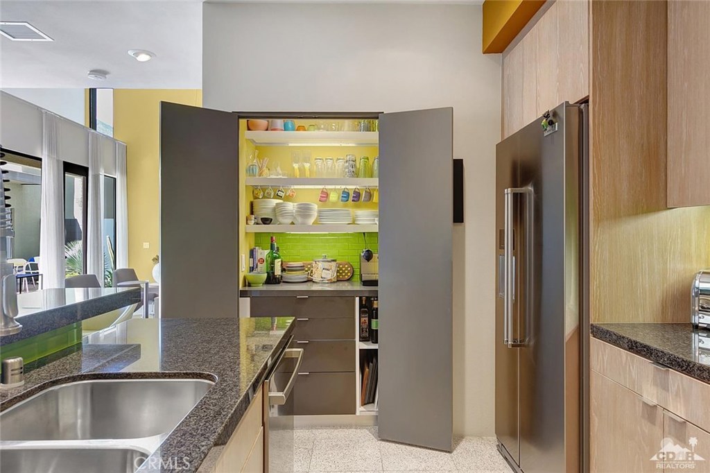 48 @ Baristo - Residential