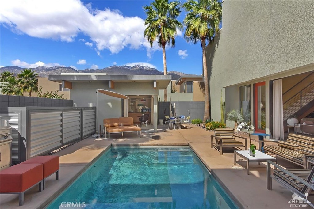 48 @ Baristo - Residential