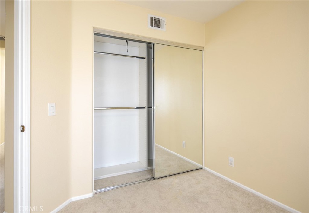 Victoria (VICT) - Residential Lease