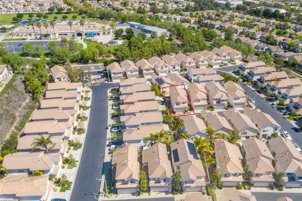 Victoria (VICT) - Residential Lease