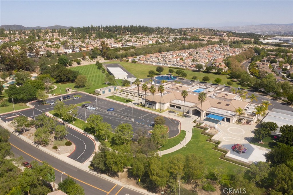 Victoria (VICT) - Residential Lease