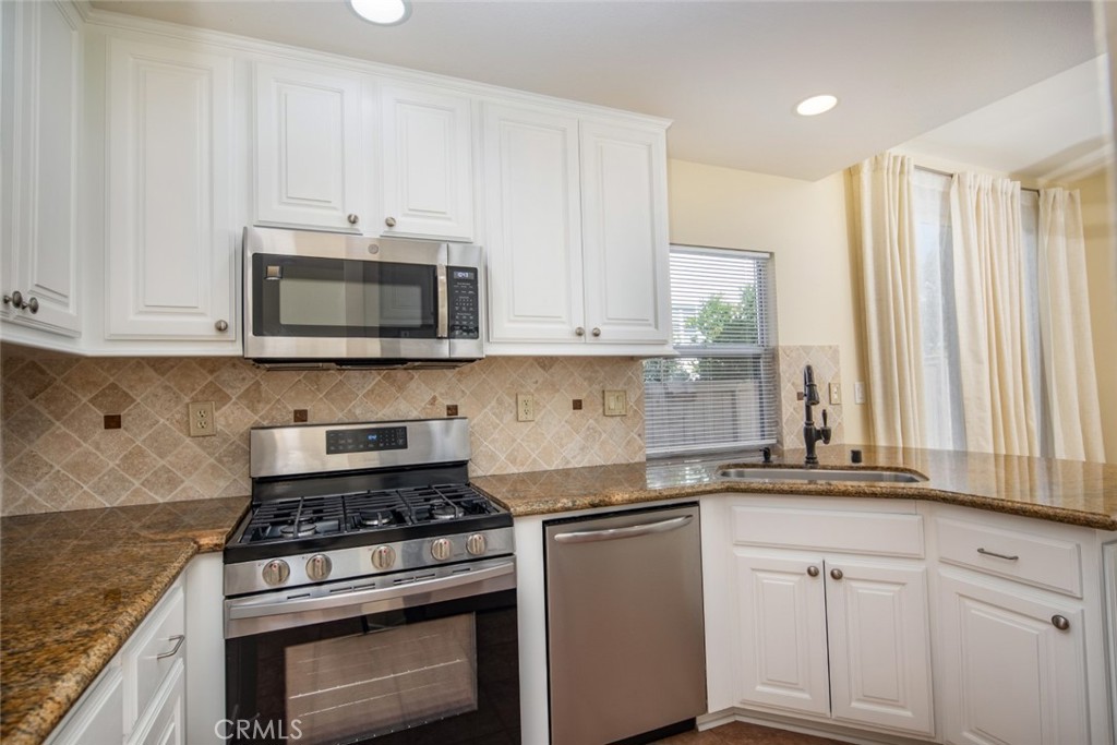 Victoria (VICT) - Residential Lease