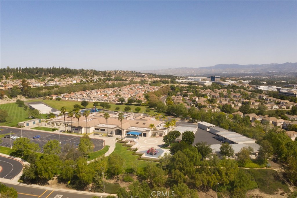 Victoria (VICT) - Residential Lease
