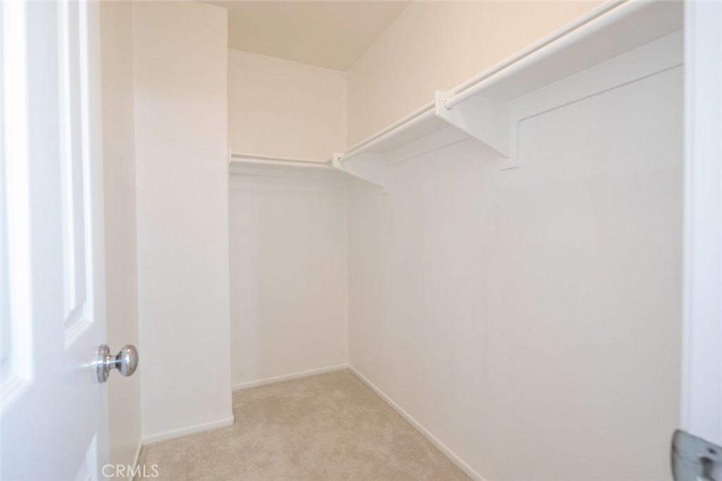 Victoria (VICT) - Residential Lease