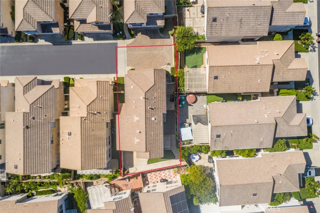 Victoria (VICT) - Residential Lease