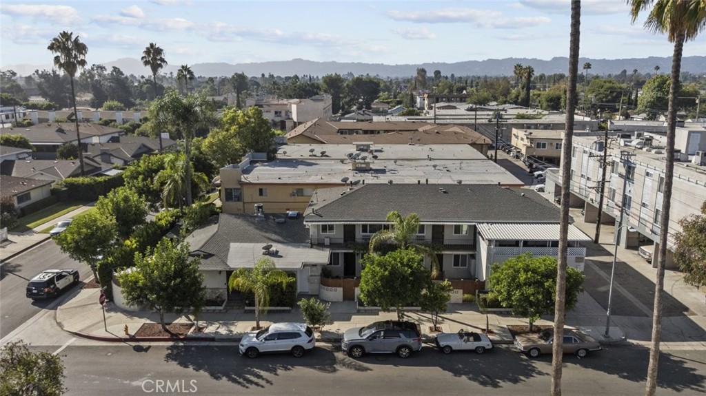 Properties 4 6661 Wilkinson Avenue