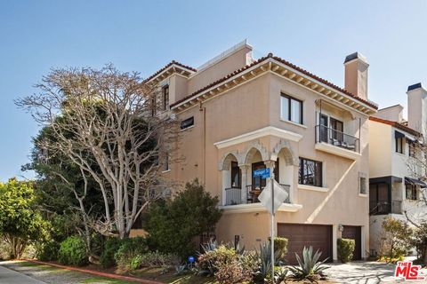 5302 Pacific Avenue Marina Del Rey CA 90292