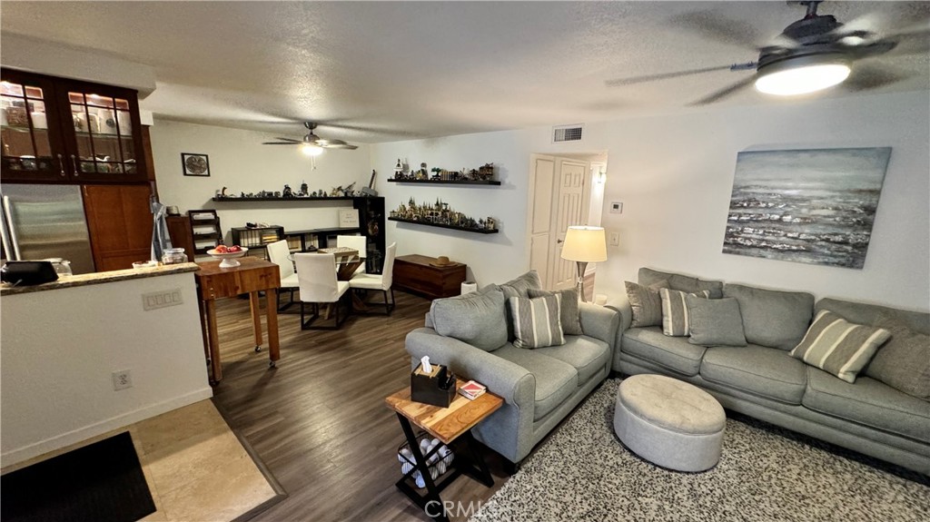 4121 Hathaway Avenue 3