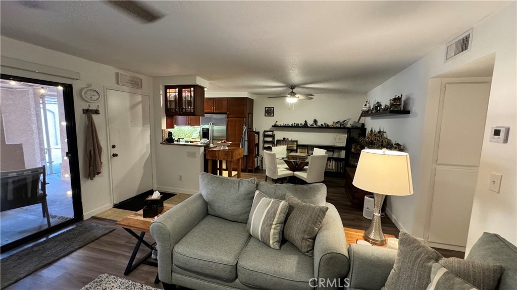 4121 Hathaway Avenue 3