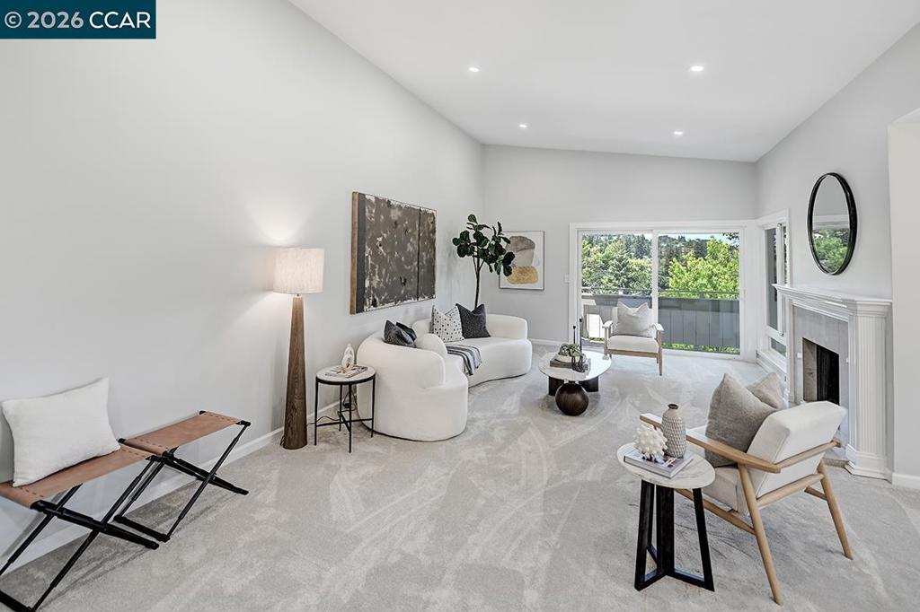 3424 ROSSMOOR PY 3