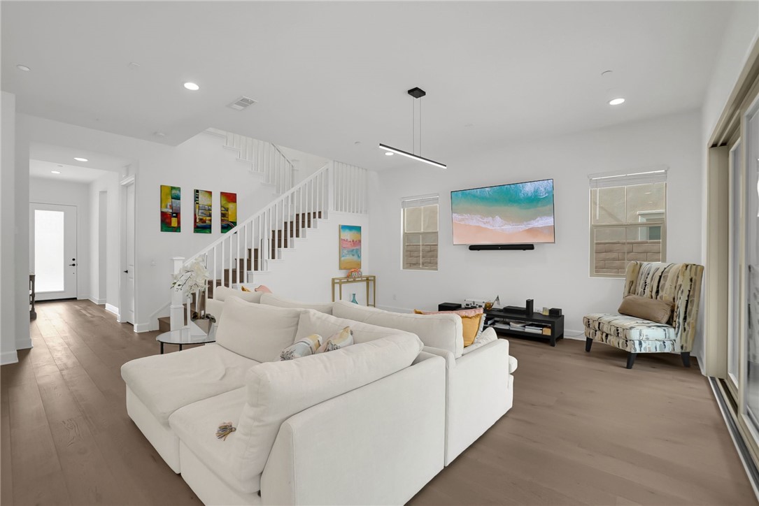 21303 Rockview Terrace