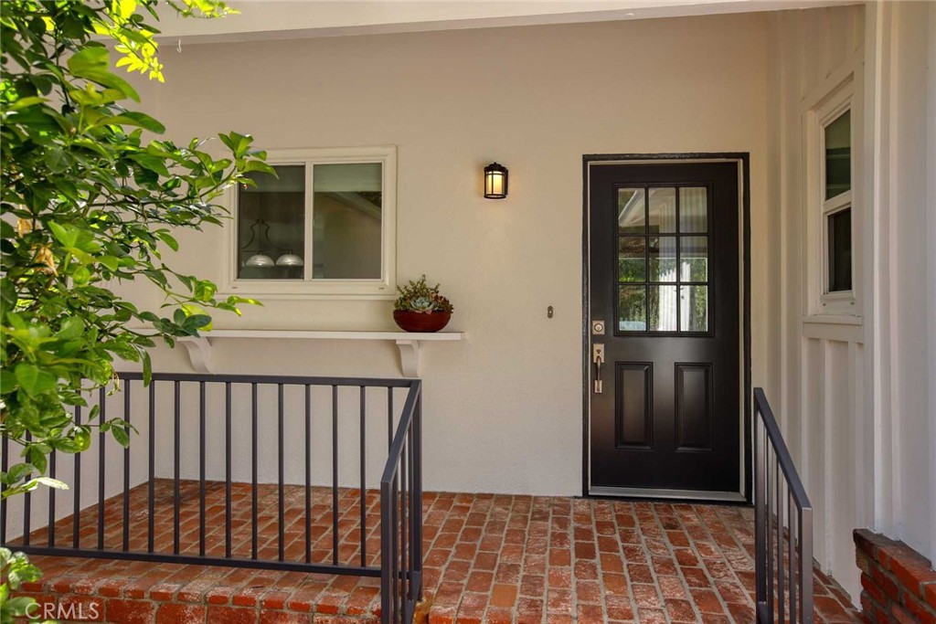 5127 Solliden Lane