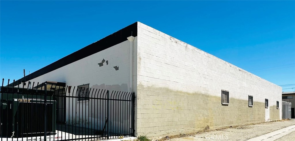 * Prime opportunity with Opportunity Zone.
* Mixed Use - Transit Oriented Development
* Fenced lot
* New Power Panel