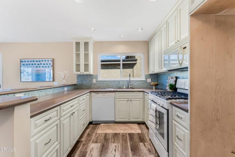 Tiny photo for 3051 E Harbor BLVD, Ventura, CA 93001 (MLS # V1-38575)
