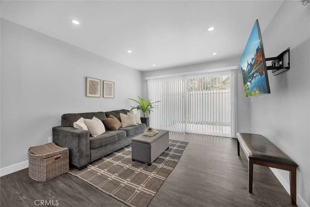 1101 W Macarthur Boulevard 159