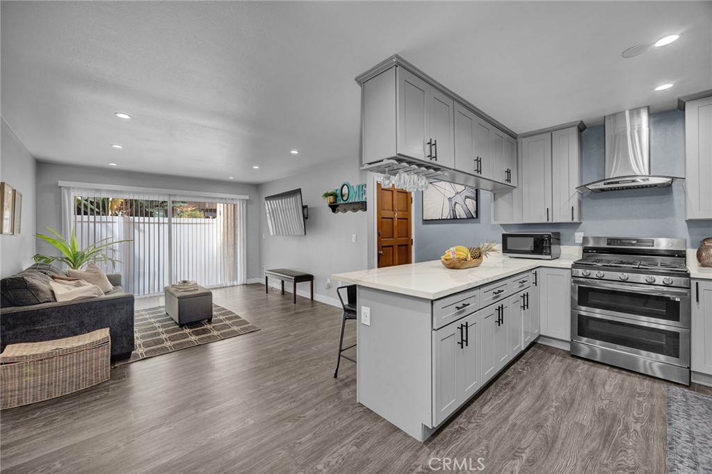 1101 W Macarthur Boulevard 159