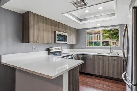 Photo of 505 S Farrell Drive #H49, Palm Springs, CA 92264 (MLS # 219150537DA)