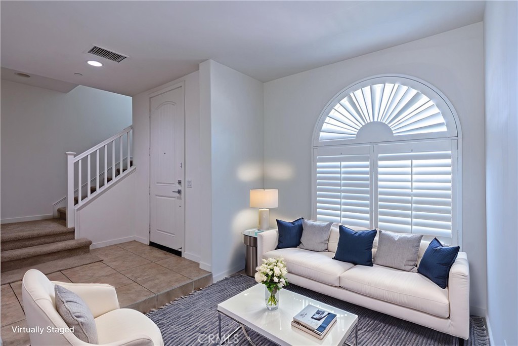227 Promenade Street