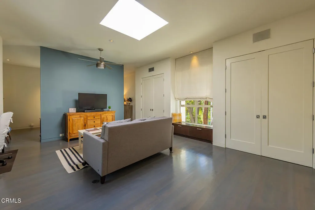 Ojai, California 93023, United States, 2 Bedrooms Bedrooms, ,2 BathroomsBathrooms,Residential,Active,253632