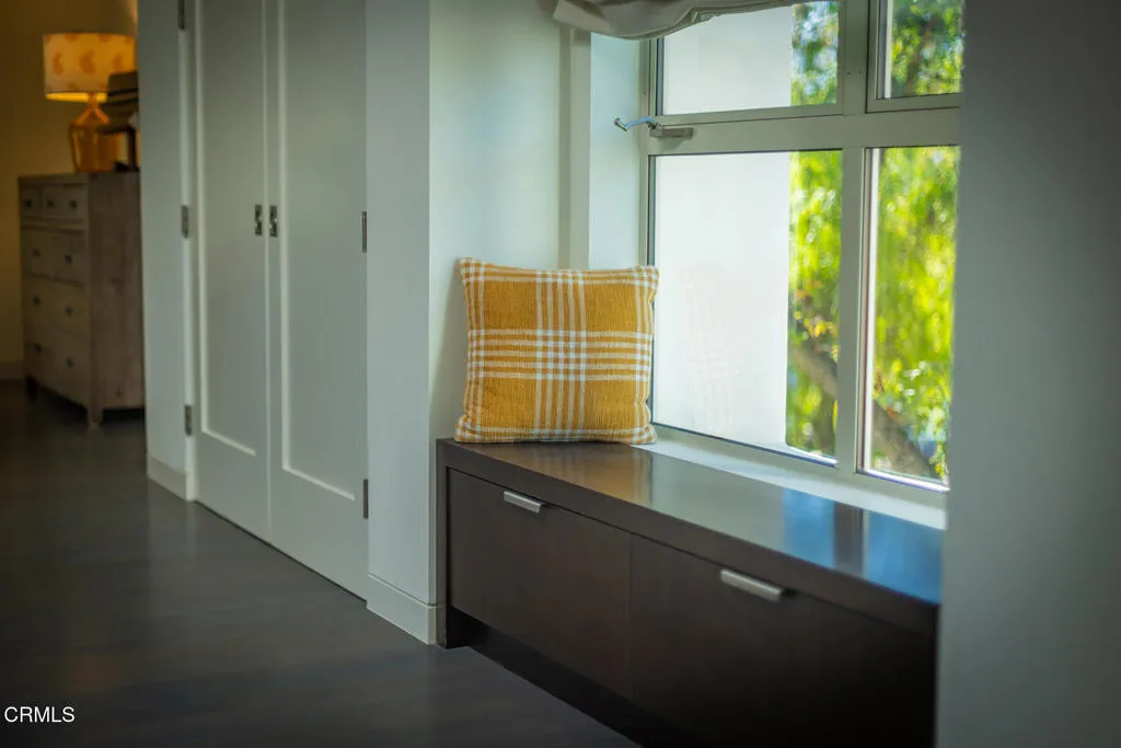 Ojai, California 93023, United States, 2 Bedrooms Bedrooms, ,2 BathroomsBathrooms,Residential,Active,253632