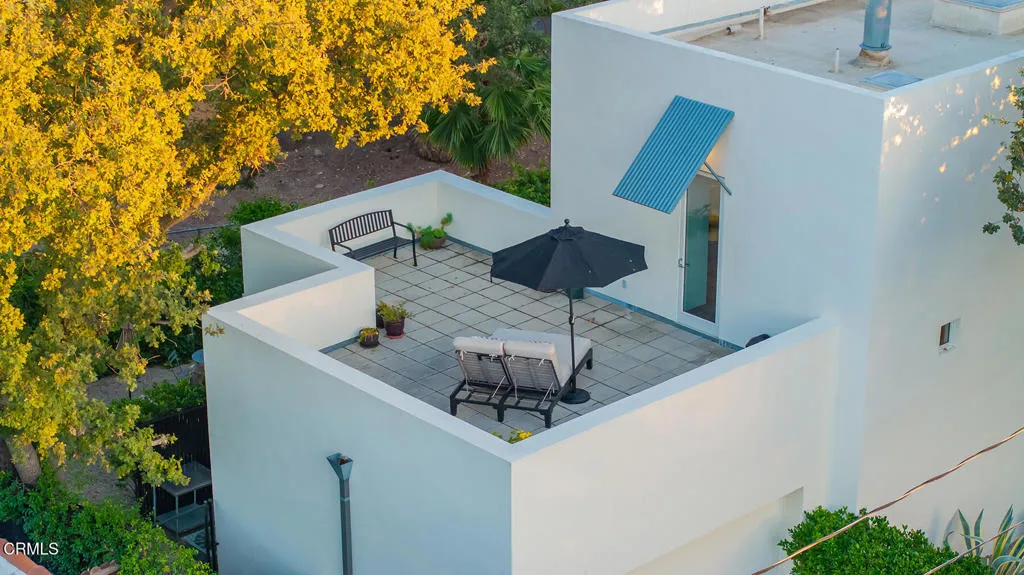 Ojai, California 93023, United States, 2 Bedrooms Bedrooms, ,2 BathroomsBathrooms,Residential,Active,253632