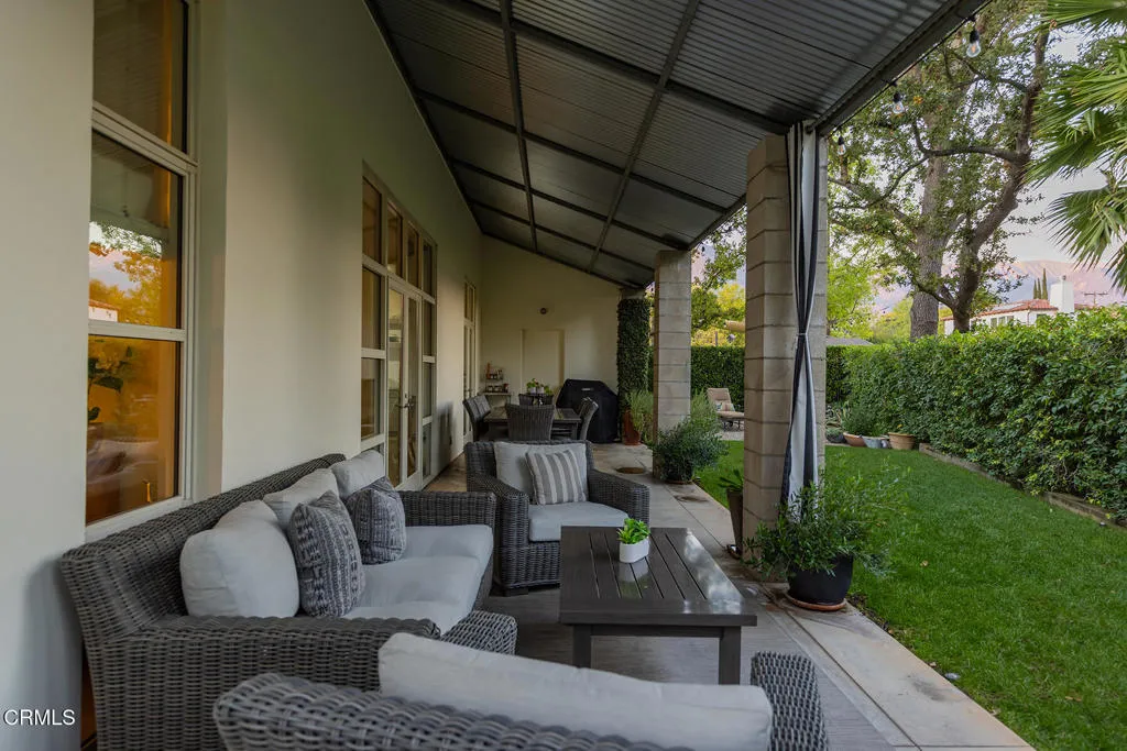 Ojai, California 93023, United States, 2 Bedrooms Bedrooms, ,2 BathroomsBathrooms,Residential,Active,253632