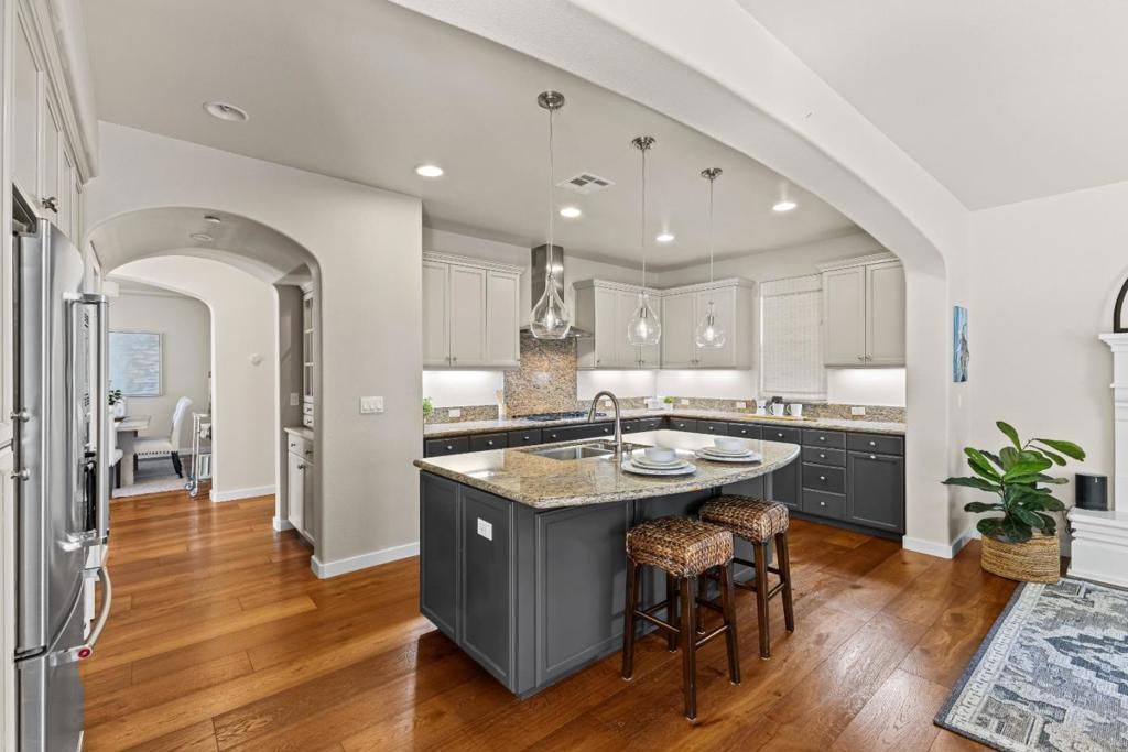 Photo of 2846 Roundstone Drive, Gilroy, CA 95020 (MLS # ML82025245)
