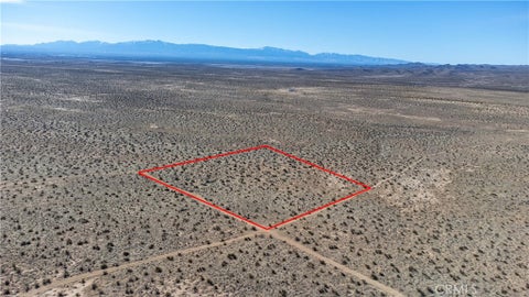 Photo of 0 Auburn Avenue, Adelanto, CA 92301 (MLS # ND26226400)