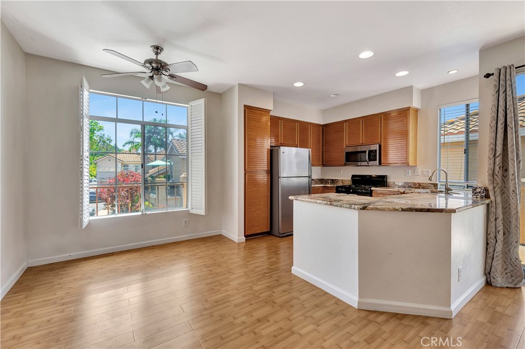 8215 E White Oak Ridge 58