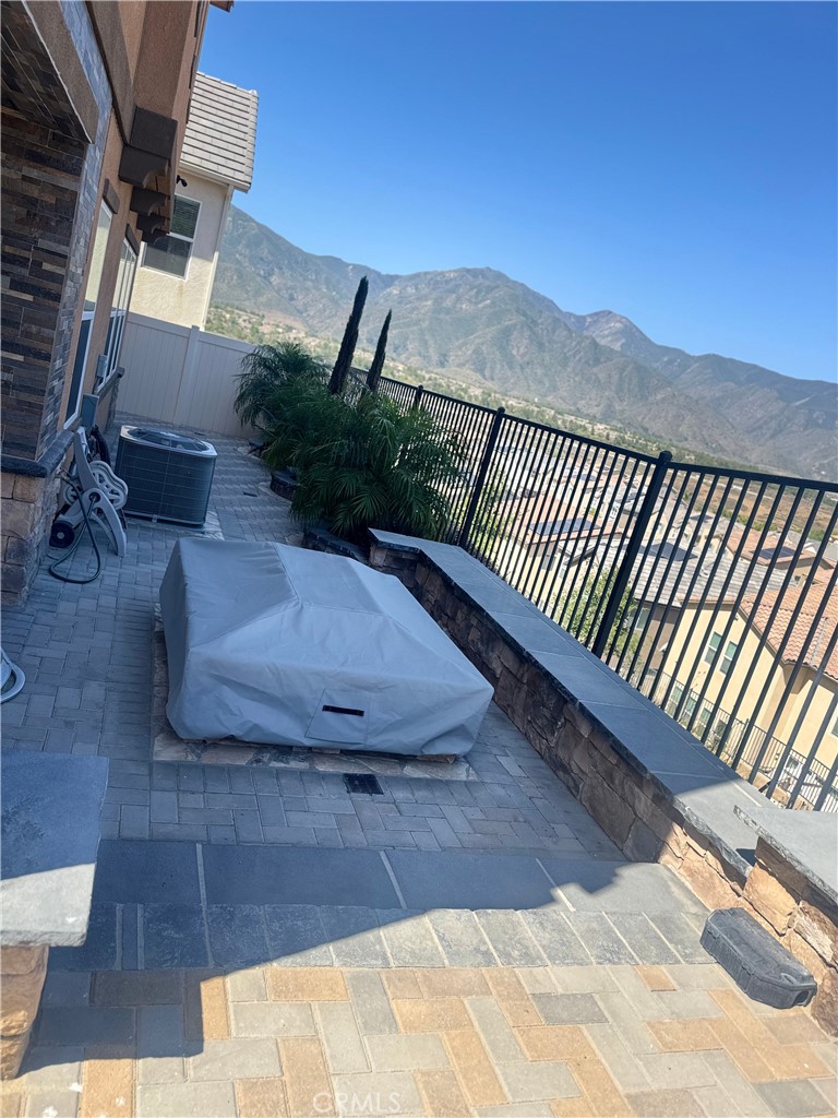 / - Residential Lease