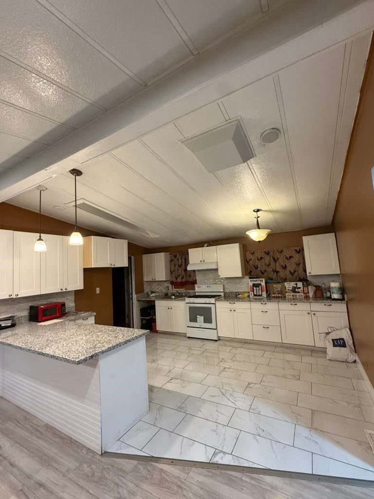 4404 Raiders Way