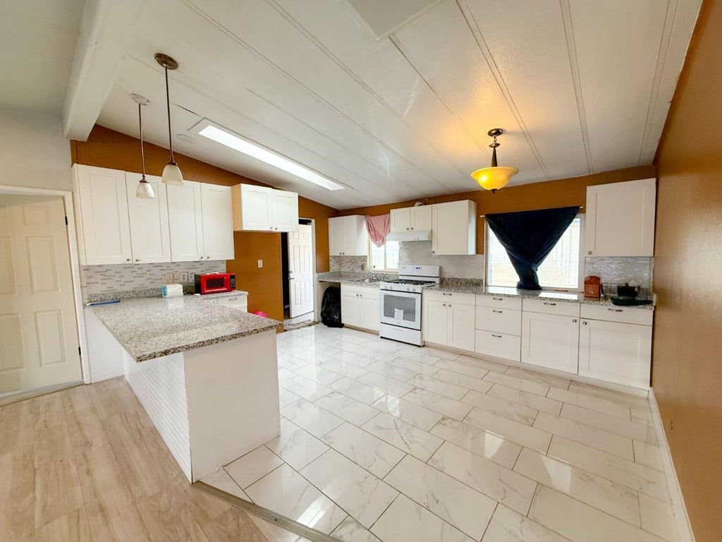 4404 Raiders Way