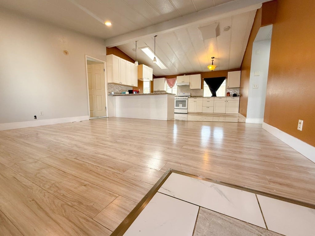 4404 Raiders Way