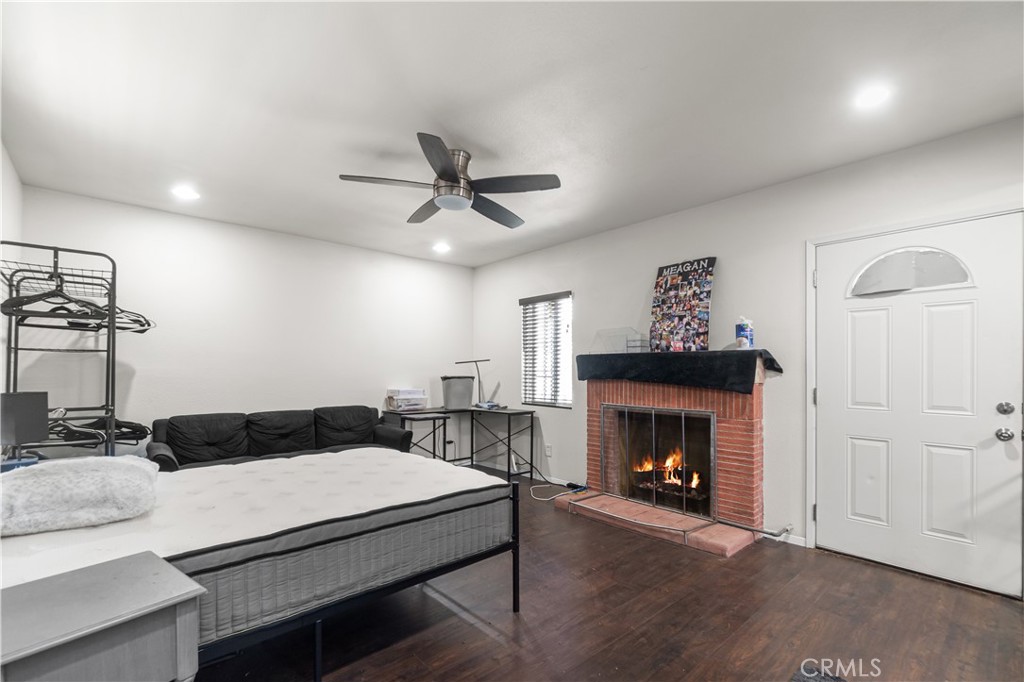3751 W 106th Street
