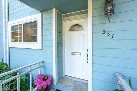 Photo of 331 Walnut Avenue, Santa Cruz, CA 95060 (MLS # ML82043050)