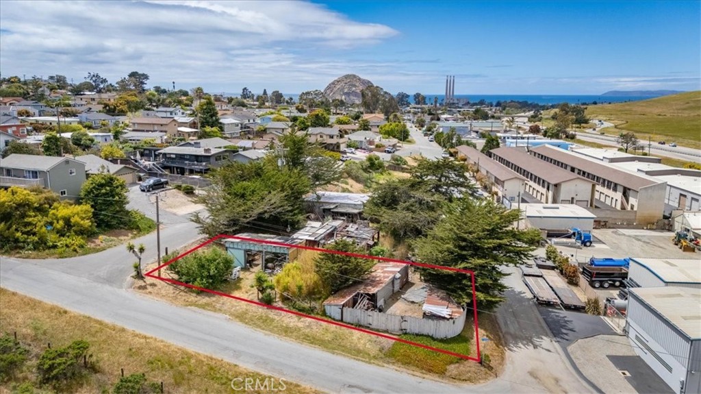 690 La Loma Ave