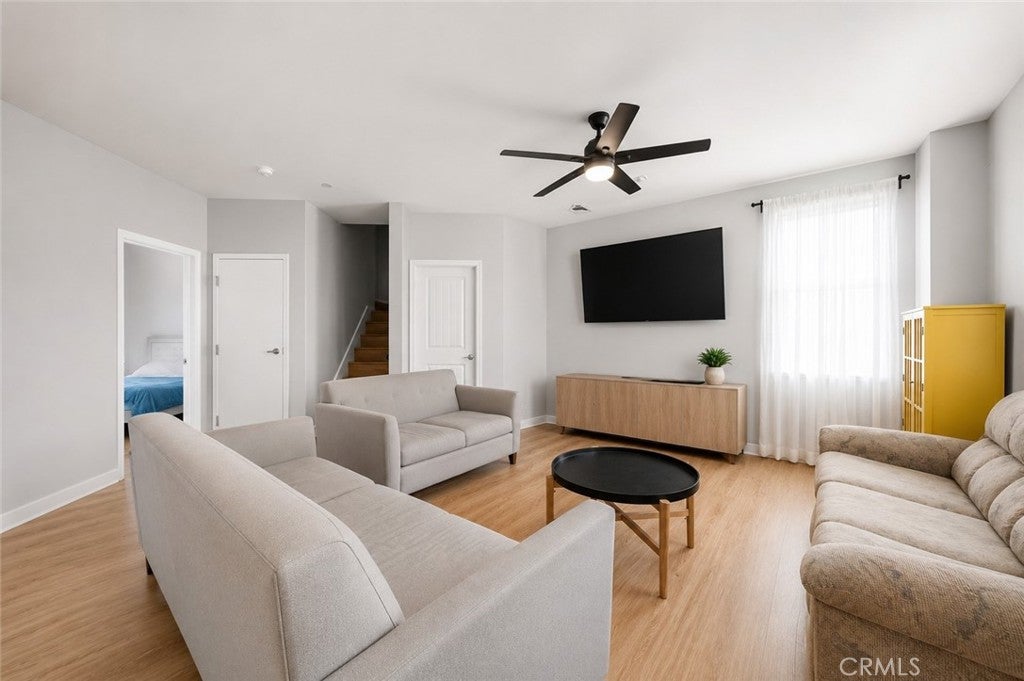 1624 Gramercy