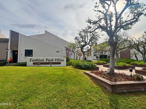 Photo of 594 W Huntington Drive #B, Arcadia, CA 91007 (MLS # P1-29426)