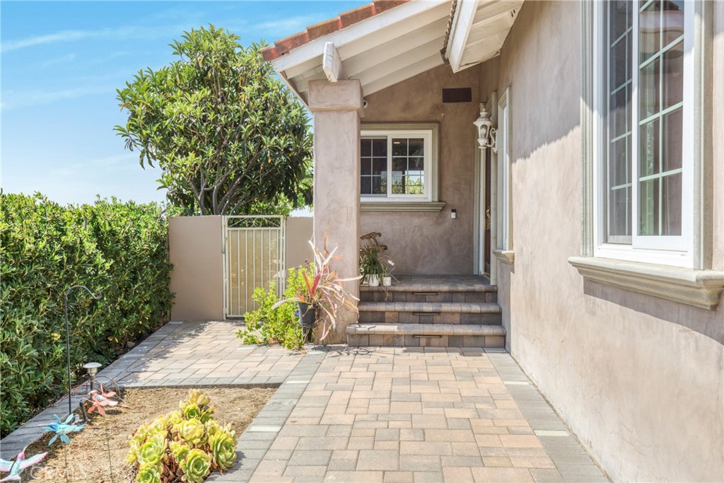59 Crestview Court