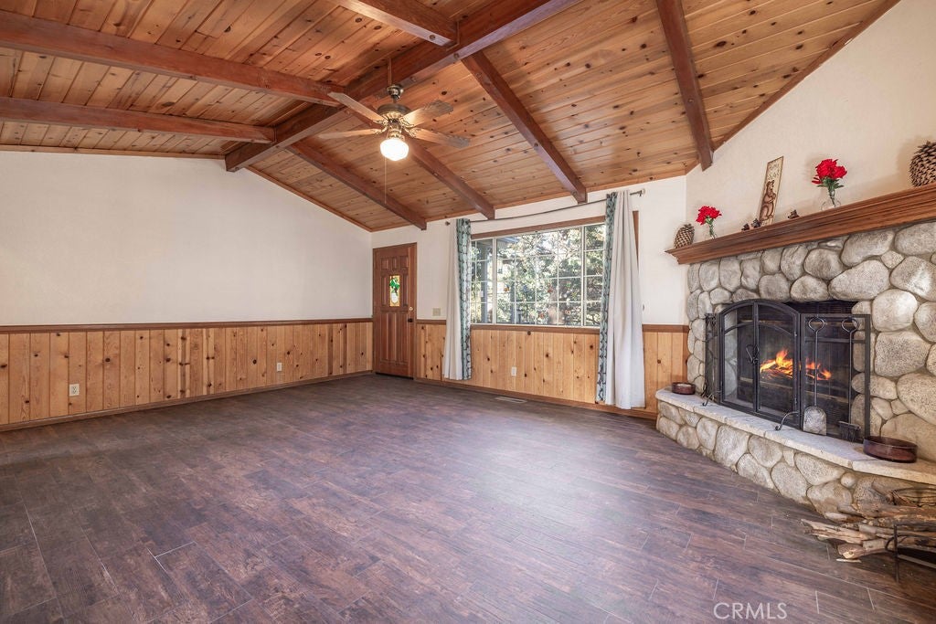 252 Riverside