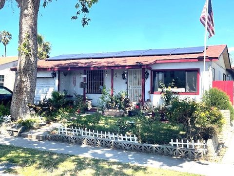 Photo of 3731 W 118th St, Hawthorne, CA 90250 (MLS # DW26080604)