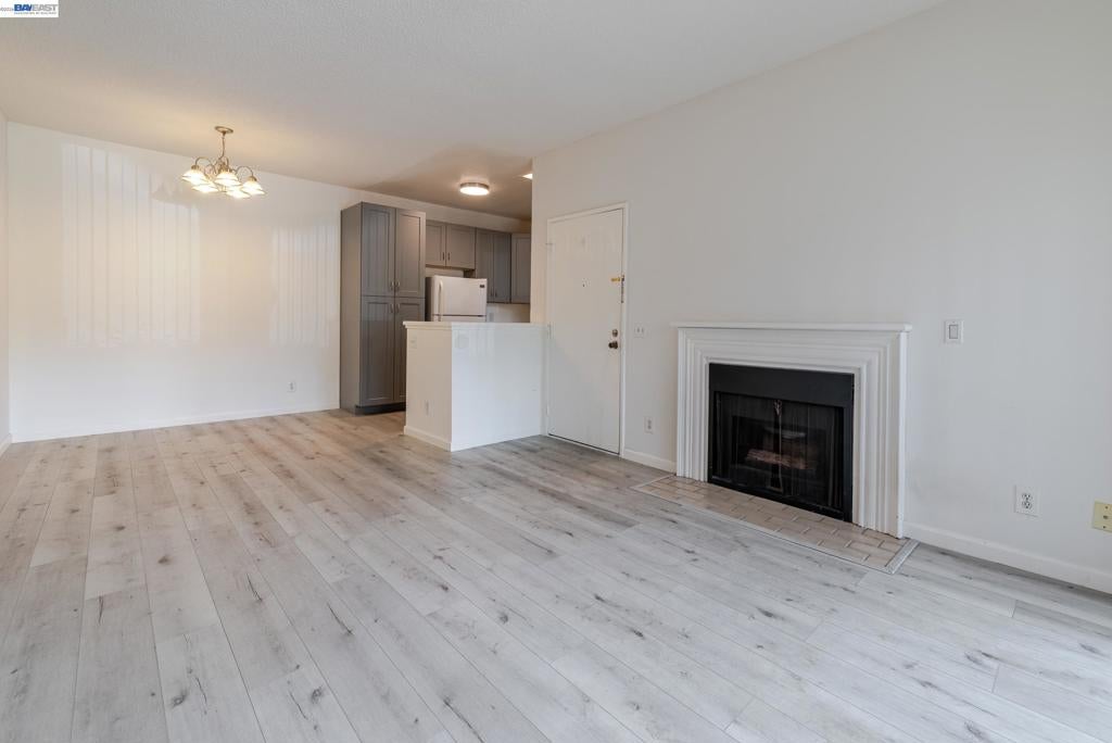 3419 Bridgewood Ter 102