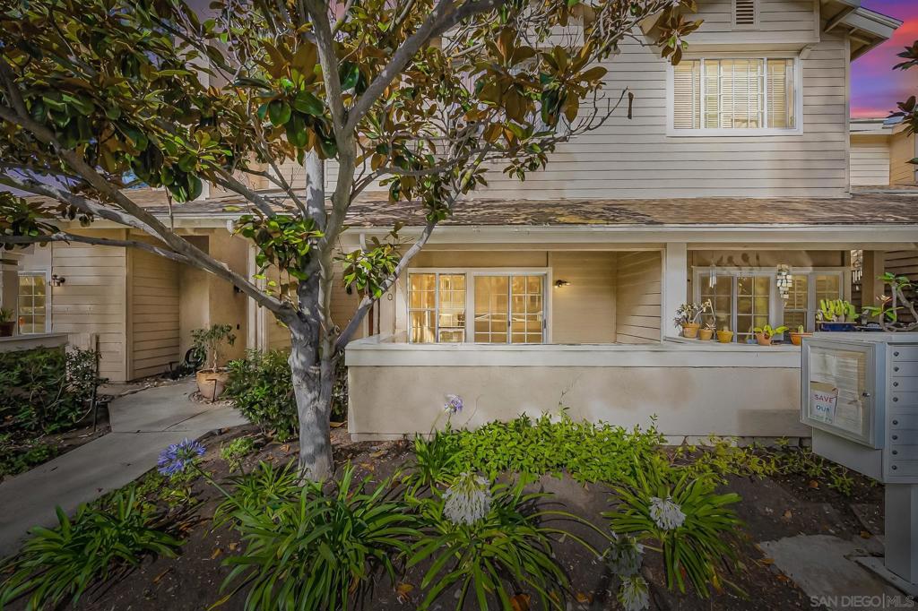 Welcome to the lowest priced 3 bedroom, 2.5 bath townhome in the highly desirable Fox Run community! Located in the heart of Clairemont, this spacious 1,632 sq ft home offers a rare opportunity for budget-conscious buyers to personalize and add their own style. The multi-level layout is thoughtfully designed—providing room to entertain on the main level while keeping all three bedrooms upstairs for added privacy. Enjoy a private outdoor patio, and a quiet, well-maintained neighborhood with pride of ownership throughout. Centrally located with easy access to beaches, downtown, shopping, restaurants, and major freeways. A true value in one of San Diego’s most convenient communities—don’t miss it!