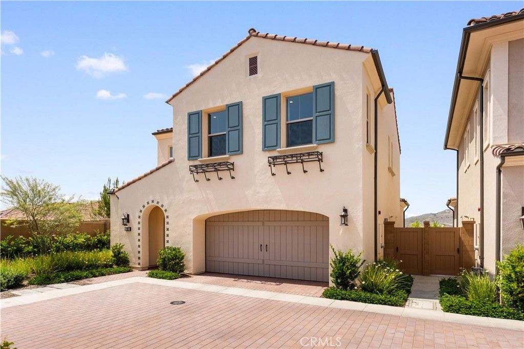 Photo of 103 Spotted Quail, Irvine, CA 92618 (MLS # TR25215470)