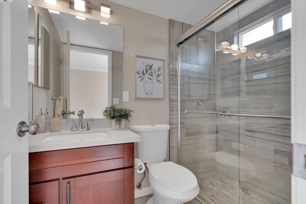 REDWOOD HEIGHTS - Residential