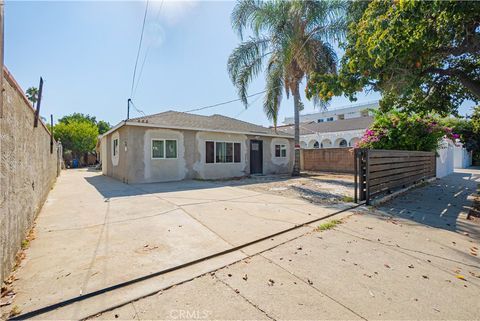 Photo of 6922 Eton Avenue, Canoga Park, CA 91303 (MLS # SB25207602)